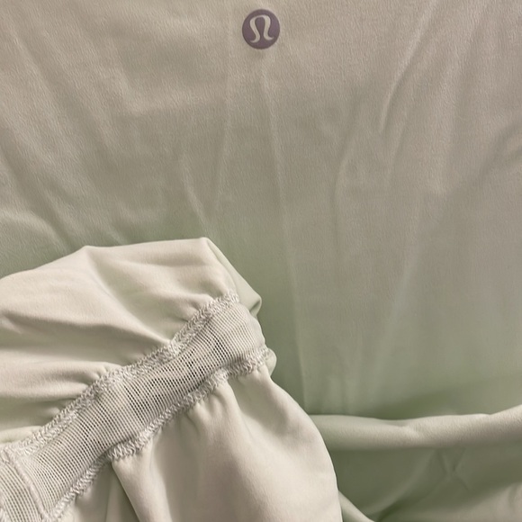 Lululemon crop top - Picture 4 of 4